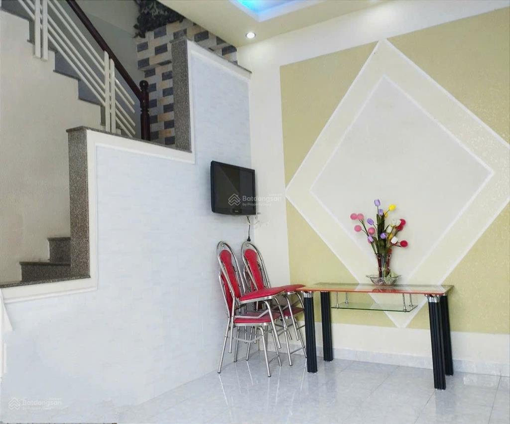 Nhà hẻm lê hồng phong, gần thích quảng đức * hẻm xe máy dài 100m * giá 2,250 tỷ