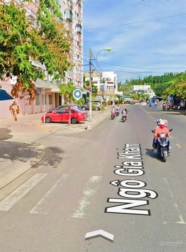 Đất mặt tiền đường ngô gia khảm  dài 9m đi ra biển khá gần ( vị trí kinh doanh đỉnh ) giá  20 tỷ