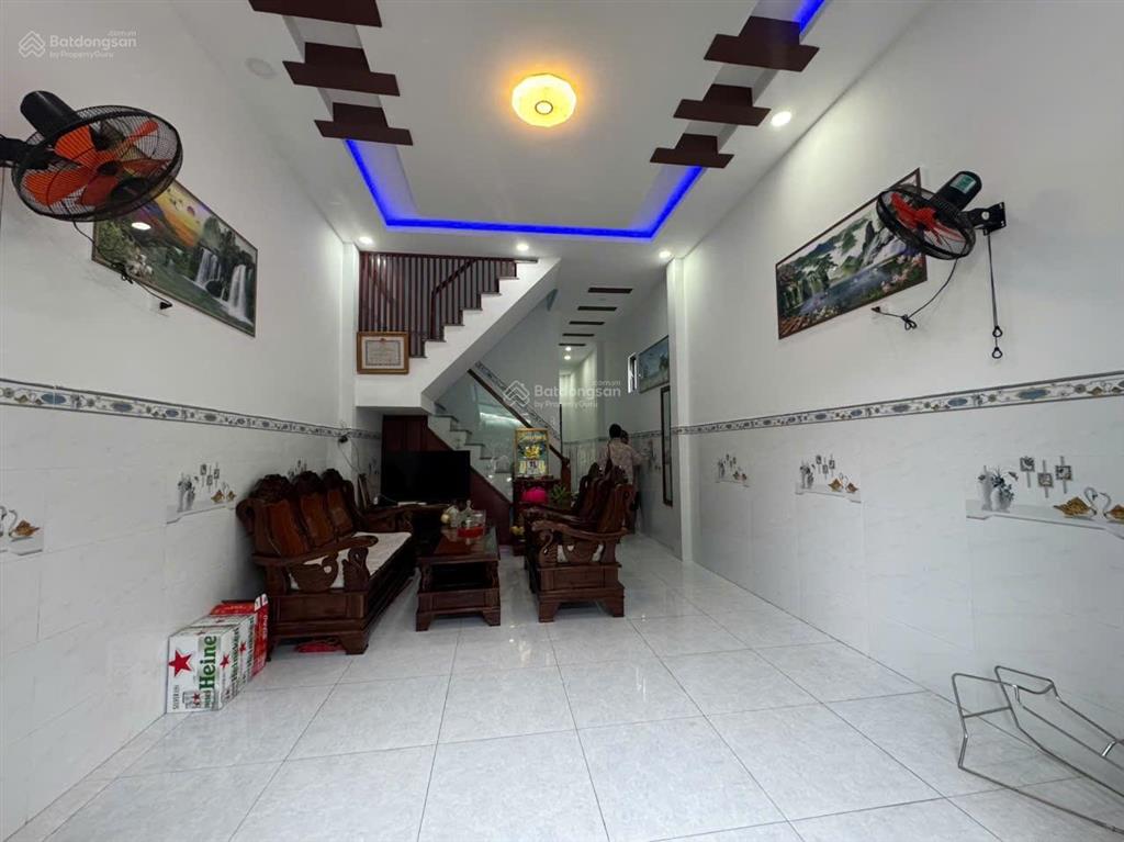 Nhà 2 tầng hòn đỏ vĩnh thọ, đi ra biển hòn chồng 100m, giá 7,7 tỷ