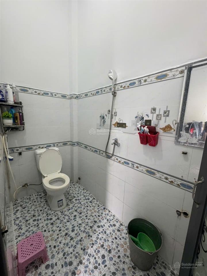 Nhà 2 tầng hòn đỏ vĩnh thọ, đi ra biển hòn chồng 100m, giá 7,7 tỷ