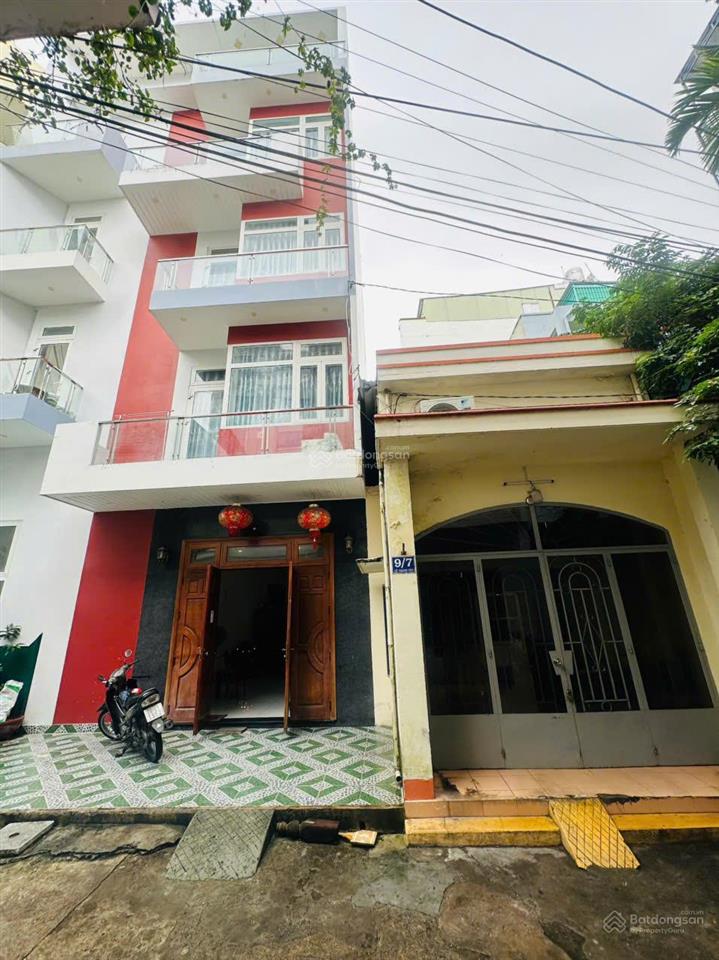 Nhà 4 tầng lê thánh tôn  hẻm rộng 4m * cách biển trần phú 350m *. giá 11 tỷ