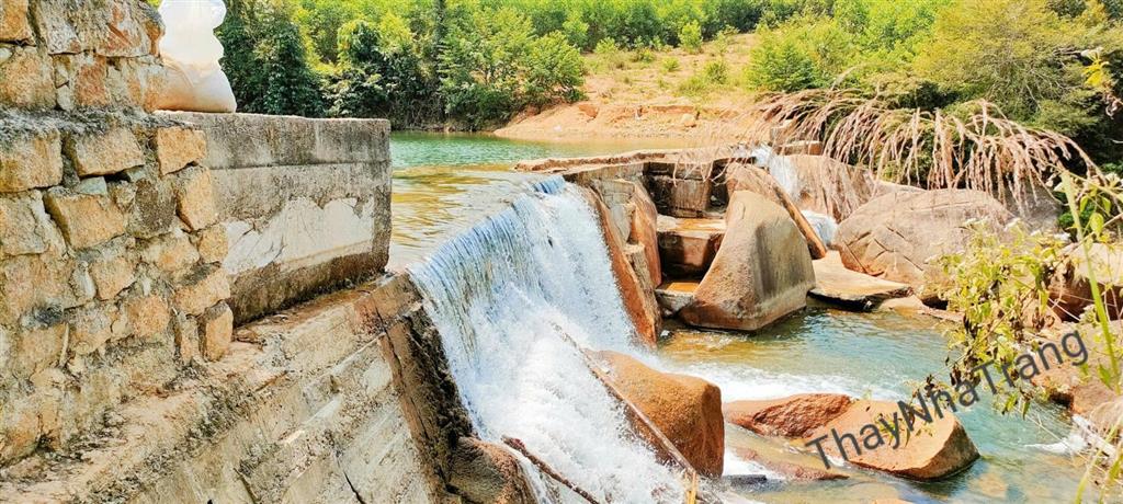 Thác suối xã sơn thái 2,2ha, đẹp và hiếm nơi khánh vĩnh (sát khu cá tầm) giá 2,650 tỷ