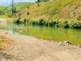 1,7ha đất giáp suối sông cái và giáp mặt tiền ql27c, xã liên sang. giá 17,5 tỷ
