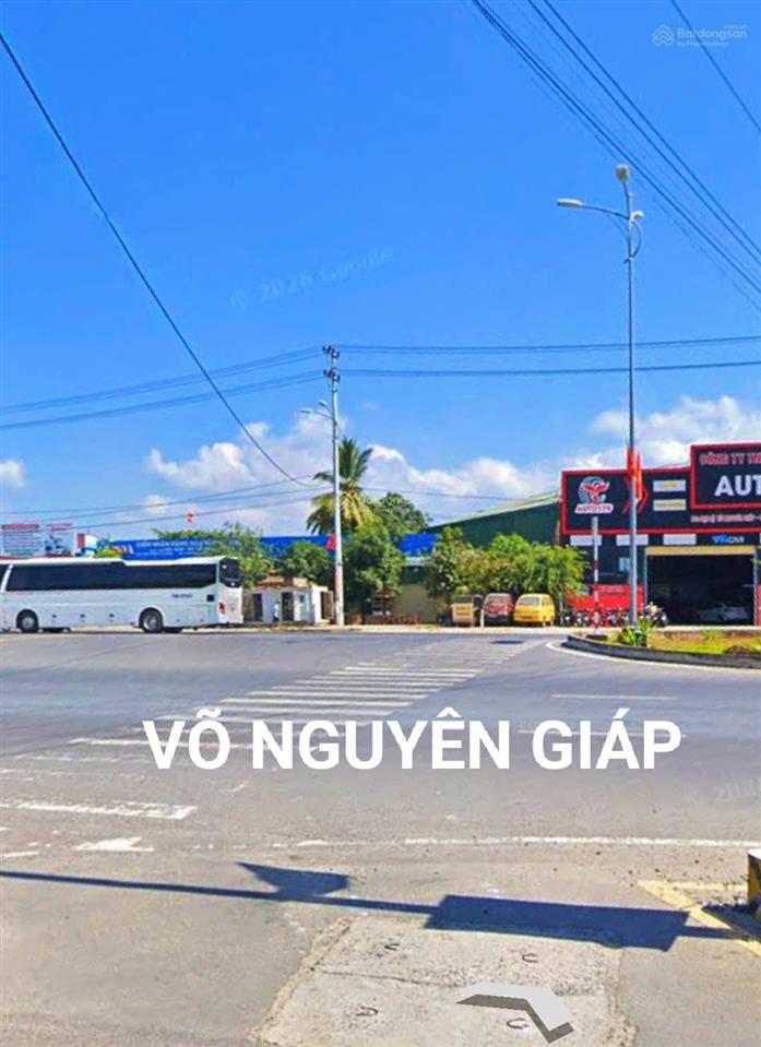Góc 2 mặt tiền đường võ nguyên giáp  hiện đang là quán cà phê (thuê 10tr/tháng) giá 4,2 tỷ