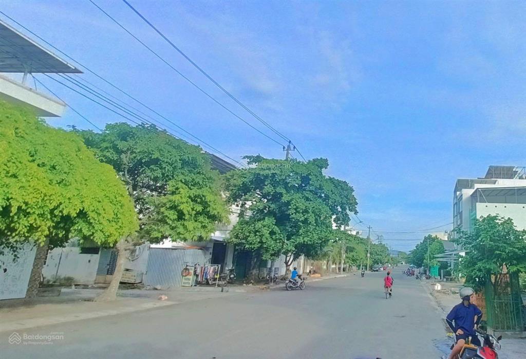 Đất mặt tiền nguyễn dữ, ngang 4,6m, giá 5,9 tỷ