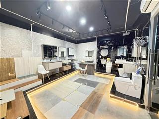 Nhà 5 tầng mới xây có thang máy , góc 3 mặt tiền đường tố hữu  giá 12,8 tỷ