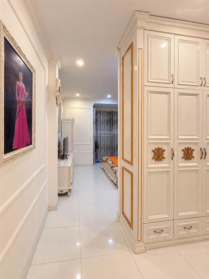 Nhà 4 tầng mặt tiền đường cao văn bé  đã hoàn công bài bản, gần biển hòn chồng 400m. giá 10 tỷ