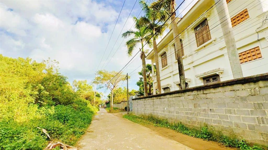 Góc 2 mặt tiền đường nguyễn đức thuận * cách biển hòn chồng 2,5km (giá 3,650 tỷ)