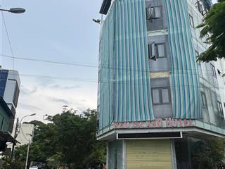 Toà căn hộ 5 tầng  sát đường phạm văn đồngôm góc 3 mặt tiền đường ô tô rộng 10m vi vu.giá 13,5 tỷ