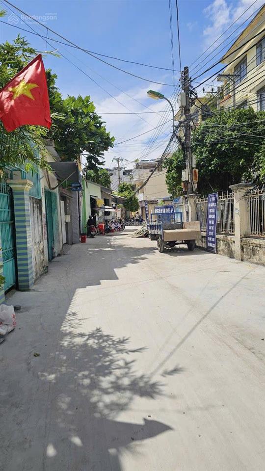 Nhà góc 2 mặt tiền, sát thcs nguyễn khuyến  bên cạnh đường ngô đến (khúc đầu đường 2/4),giá 5,2tỷ