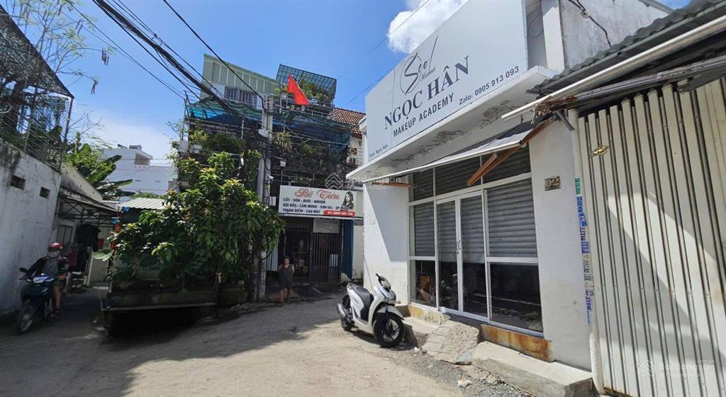 Nhà góc 2 mặt tiền, sát thcs nguyễn khuyến  bên cạnh đường ngô đến (khúc đầu đường 2/4),giá 5,2tỷ