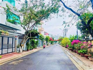 [ nhà 2 tầng mặt tiền nguyễn trác  ngang 5m ] * cách biển hòn chồng  700m. giá  7,680 tỷ
