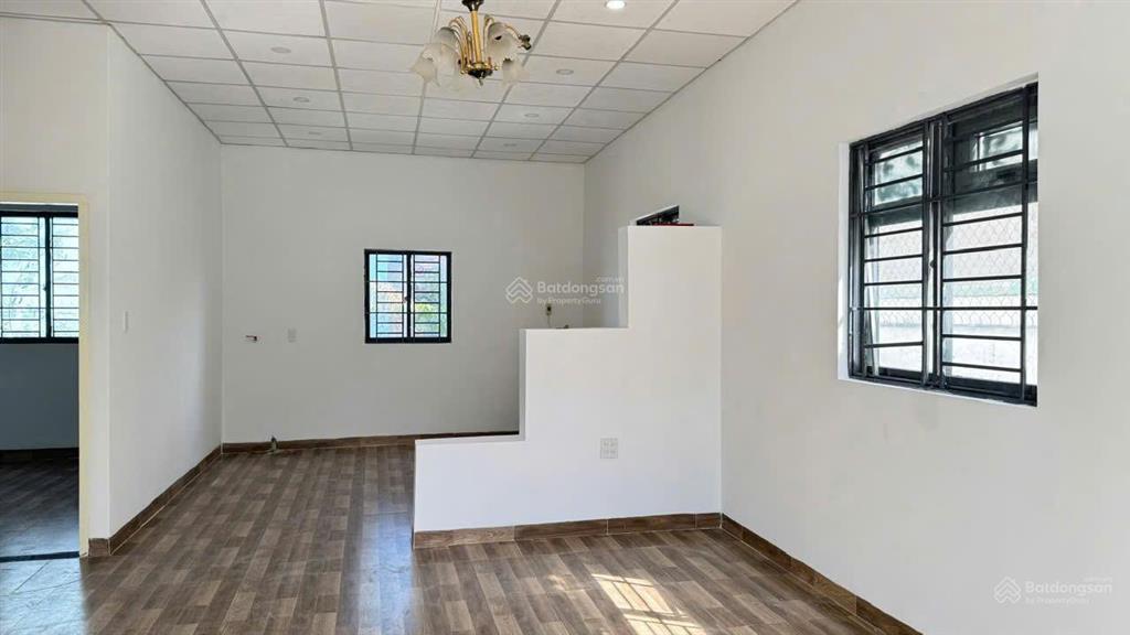 Sẵn nhà vườn 2 mặt tiền trước & sau, dài 9,6m  hẻm dương hiến quyền. giá  9,6 tỷ
