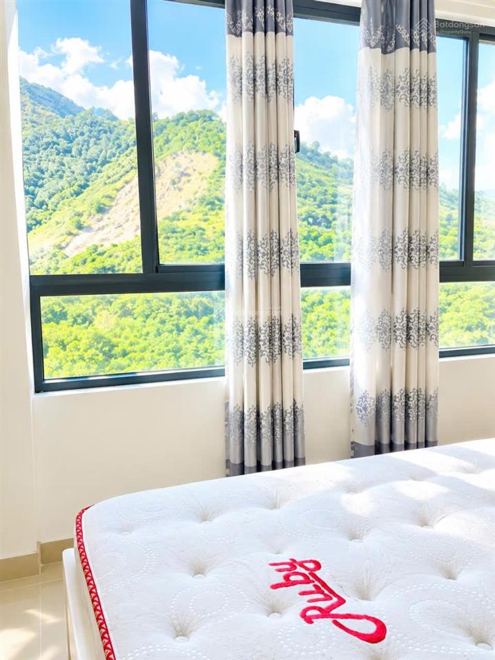 Sổ hồng lâu dài, căn hộ mường thanh ba làng  tầng 20 view núi cô tiên giá 2,5 tỷ