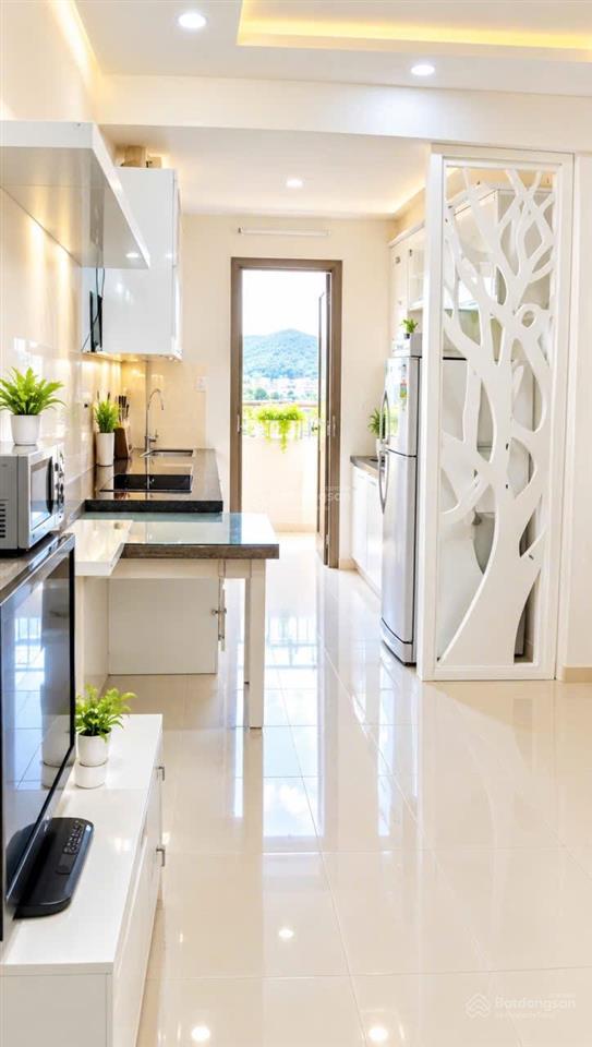 Sổ hồng lâu dài, căn hộ mường thanh ba làng  tầng 20 view núi cô tiên giá 2,5 tỷ