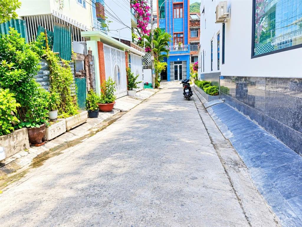 Khu đô thị bắc vĩnh hải  đất dân gần 109m2 (nằm trong khu dân cư văn minh) giá 5,760 tỷ