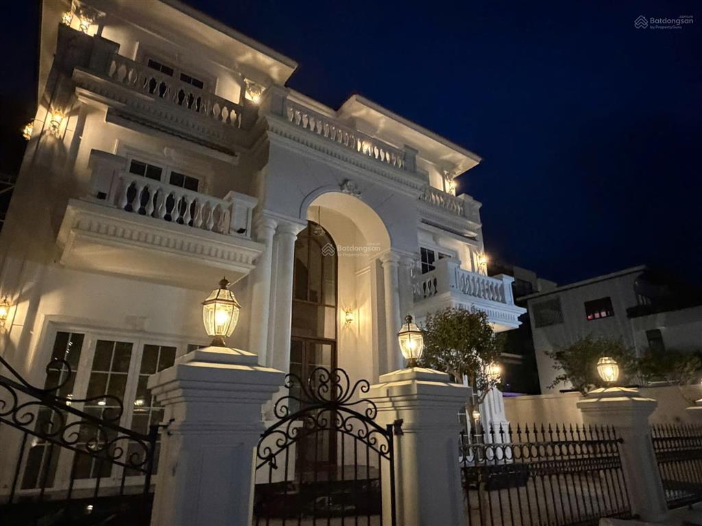 Biệt thự villa khu vip 1  vcn phước hải (khu biệt lập, an ninh và bảo vệ 24/24) giá 36 tỷ