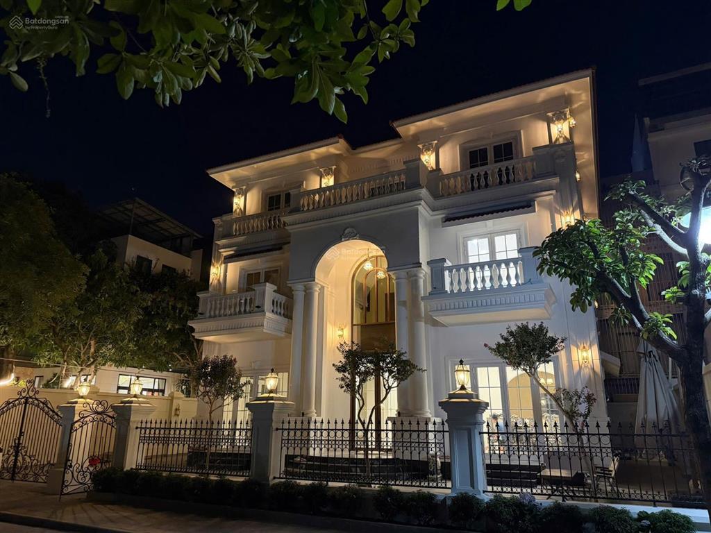 Biệt thự villa khu vip 1  vcn phước hải (khu biệt lập, an ninh và bảo vệ 24/24) giá 36 tỷ