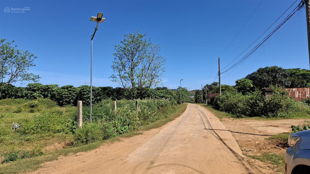 Bán nền đất thổ cư đức trọng ngang 7m cạnh trường học, dân cư đông, đường lớn 2 xe hơi đi