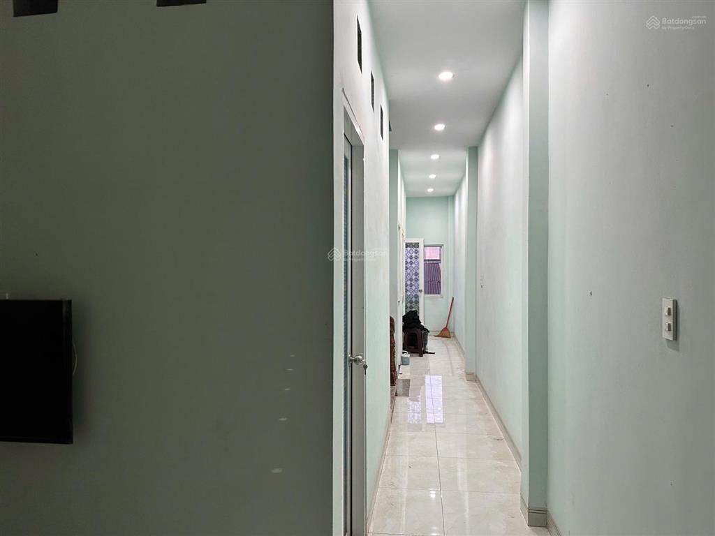 Bán nhà 1 trệt 2 lầu đường ô tô, p. tam hiệp. giá chỉ 3.5 tỷ (thương lượng)