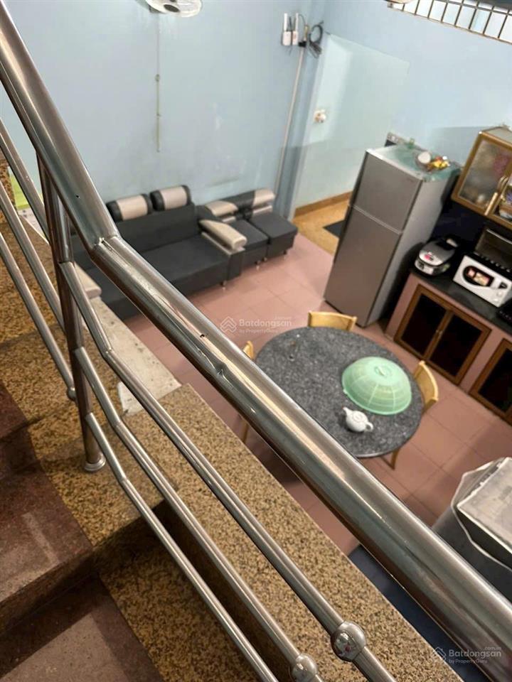 Bán nhà 2 lầu dt 125m2 ngay chợ tân hiệp, kinh doanh tốt giá 4.75 tỷ