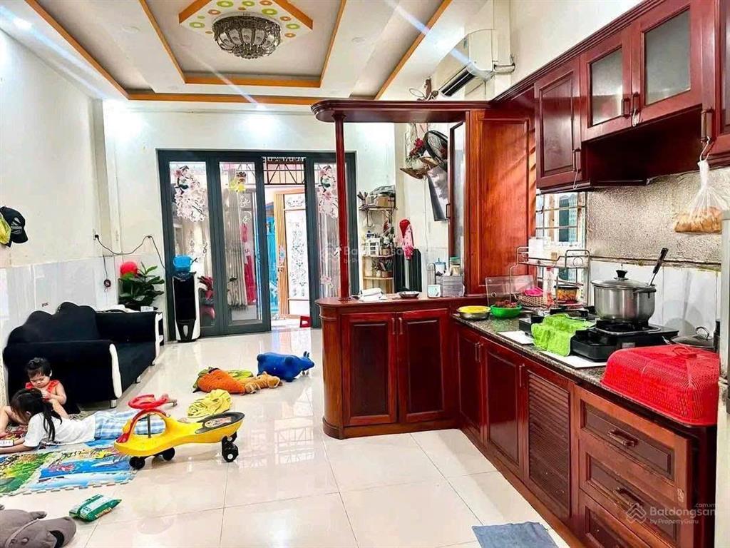 Bán nhà riêng ở phạm văn thuận, 2,95 tỷ, 50m2, 2pn, 2wc, khu vực sầm uất
