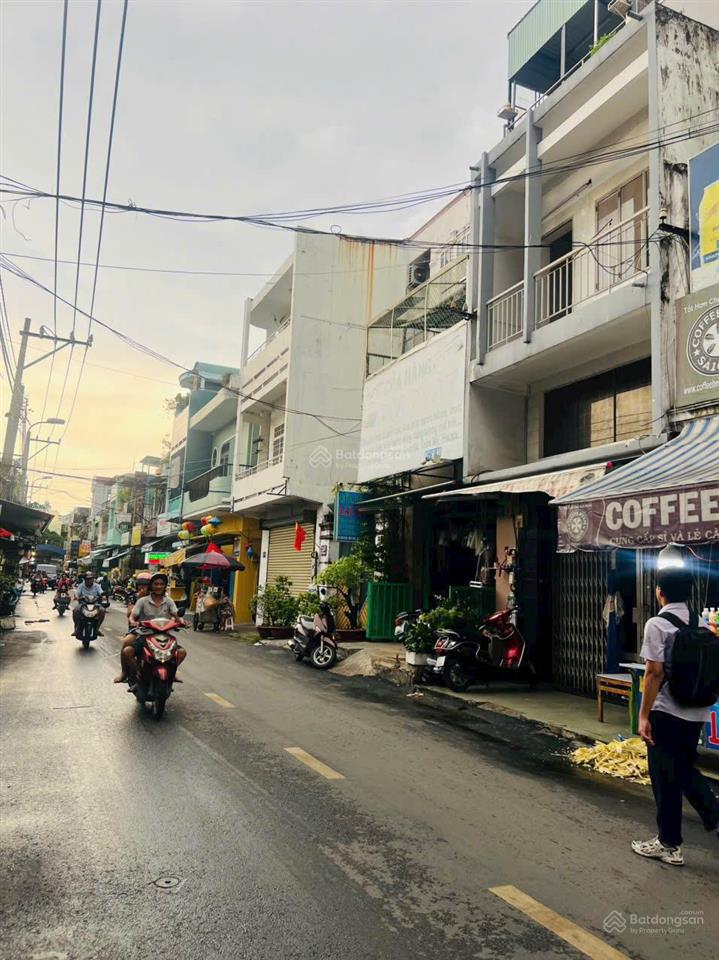 Bán gấp nhà mặt tiền kinh doanh đường 12m đối diện bách hóa xanh, p5, q11 4x15m, 5 tầng, giá 8.9 tỷ