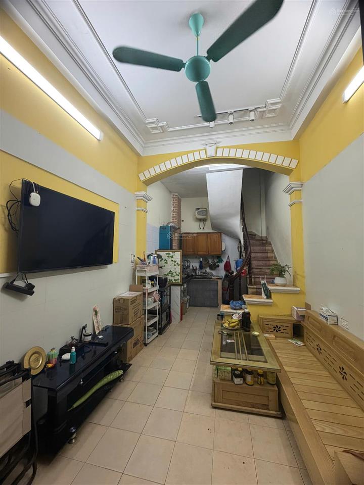 Chính chủ cho thuê nhà 5 tầng , diện tích 25m2/1 tầng  tại ngõ 56 trần quang diệu