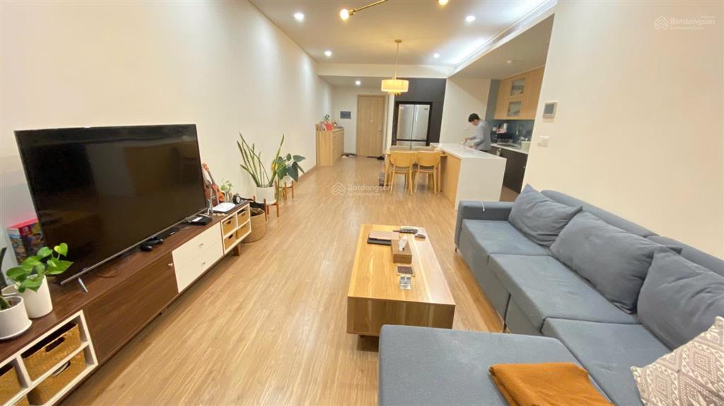 Gia đình cần cho thuê căn hộ chung cư sky park, 86m2, 2ngủ+, 1k, nội thất sắm đầy đủ đẹp 0981 936 ***