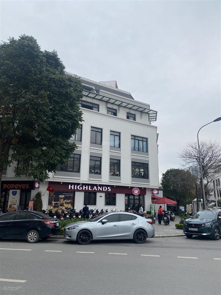 Cho thuê nhà mặt phố nguyễn xuân khoát, ngoại giao đoàn. diện tích 380m2x 3 tầng. mặt tiền 20m