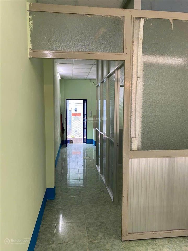 Cần bán nhà cấp 4 gần vòng xoay nguyễn văn linh và quốc lộ 1a