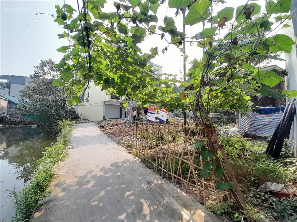 Bán mảnh đất nhân hòa, thanh trì, 190m,mt12m, lô góc, ô tô, sổ vuông, tiềm năng tăng giá cao.