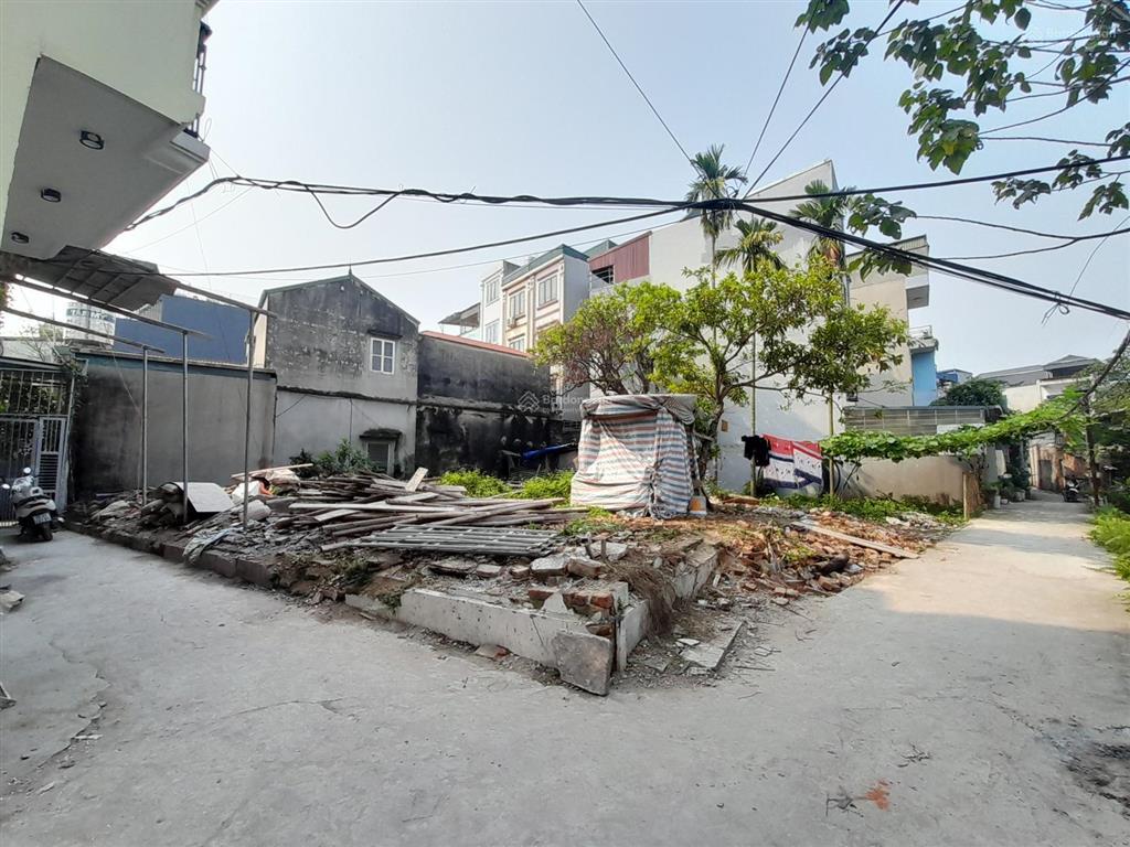 Bán mảnh đất nhân hòa, thanh trì, 190m,mt12m, lô góc, ô tô, sổ vuông, tiềm năng tăng giá cao.