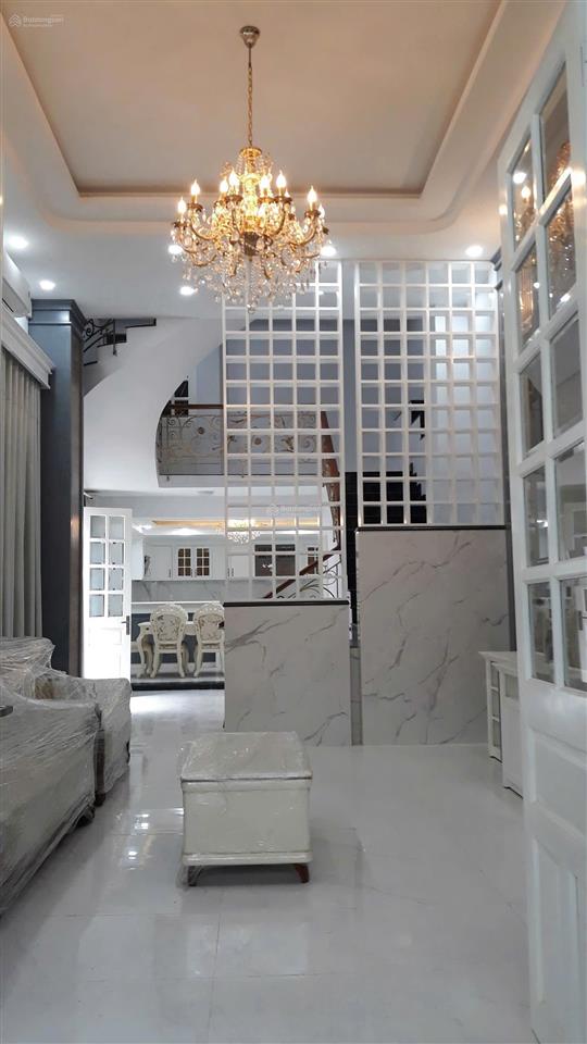 Cho thuê căn góc y hình, hẻm vip 86 phổ quang, kế bên the botanica chỉ 59tr/th