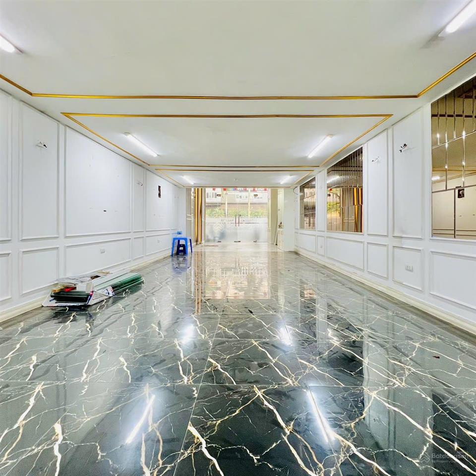 Mời thuê mbkd phố tây sơn. 60m2 17tr