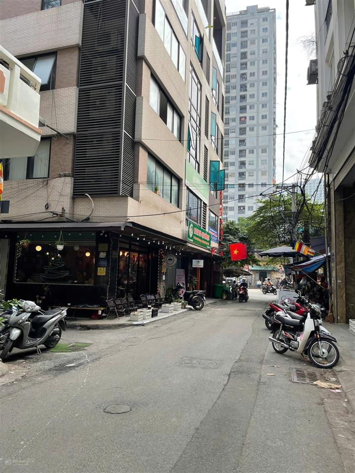 Mời thuê mbkd phố quan nhân. 40m2 giá 11 triệu