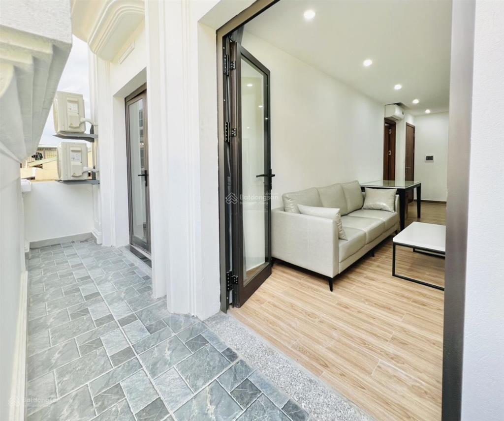 Cho thuê căn hộ 65m2 1n1k tại thái hà  đống đa