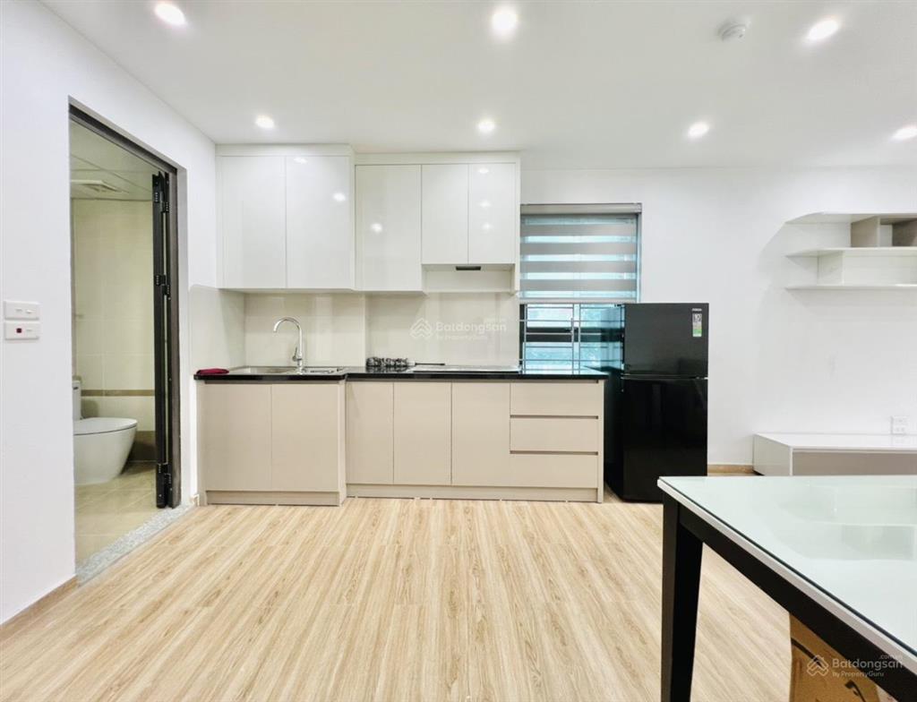 Cho thuê căn hộ 65m2 1n1k tại thái hà  đống đa