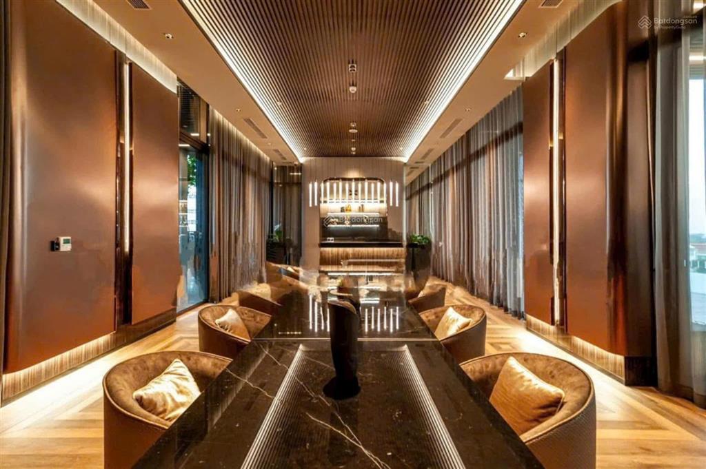 Tổng hợp căn hộ garden villa 220m2  pool villa 325m2  penthouse  570m2 view sông sg tháng 9/2026