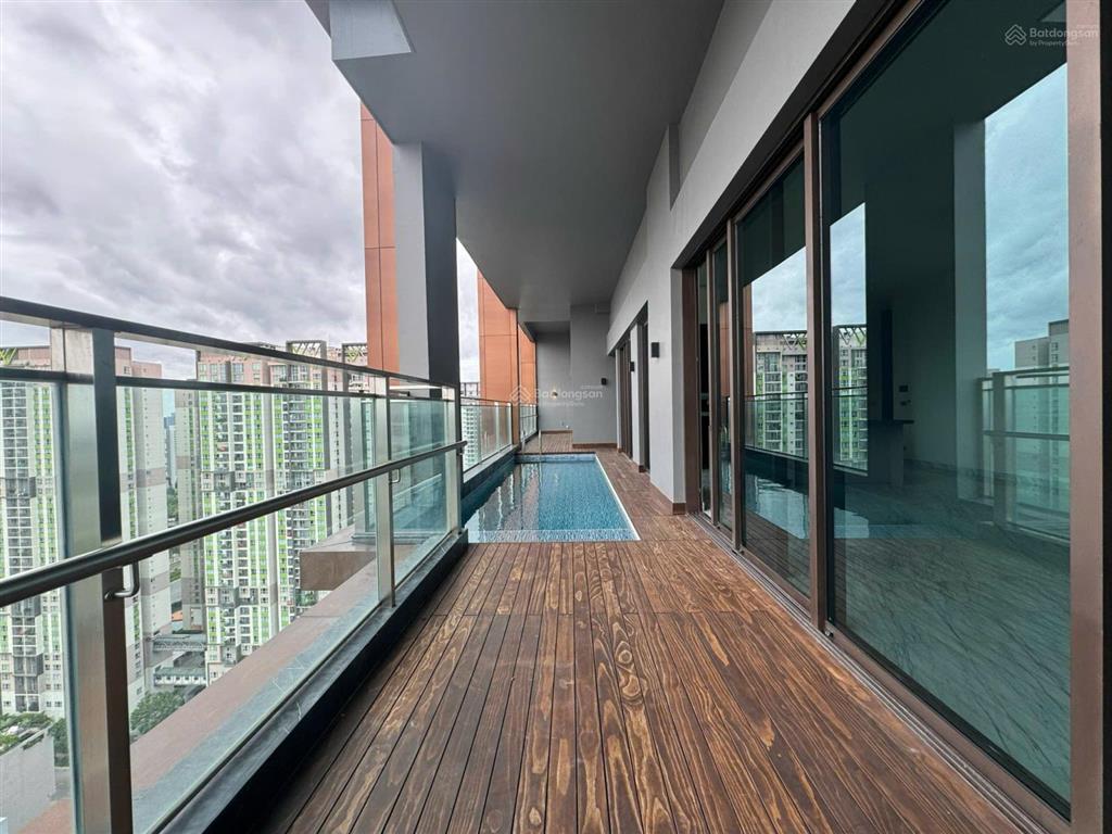 Bán căn hộ 4 phòng ngủ 325m2 lầu siêu cao view quận 1 giá 62 tỷ,  0904 678 *** hoàng phú