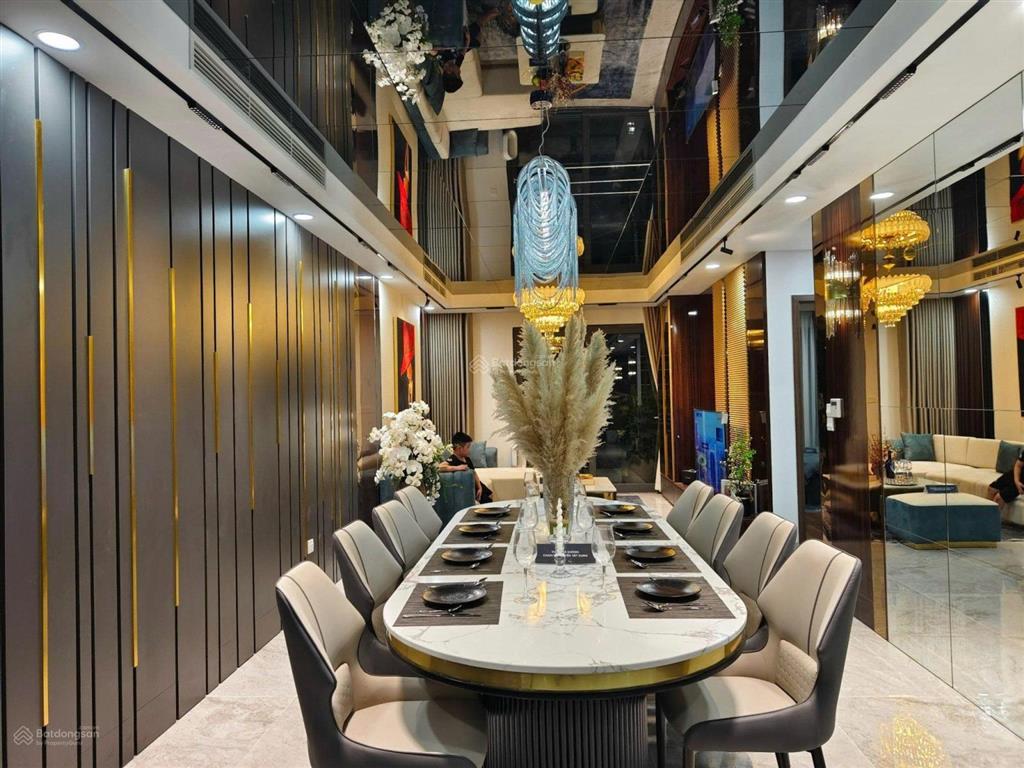 (giá cực tốt) chỉ 8.1 tỷ sở hữu căn hoa hậu 2pn 101m2 discovery complex, siêu to khổng lồ