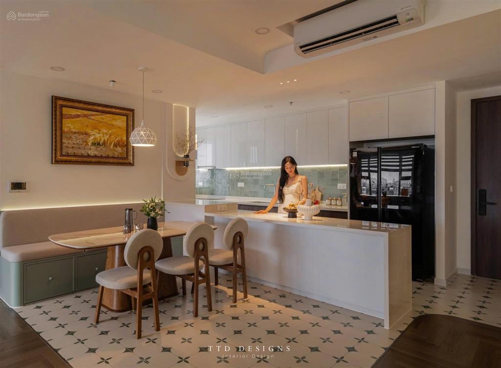 (giá cực tốt) chỉ 5,7 tỷ sở hữu căn hoa hậu 3pn2vs 82m2 n01d17 duy tân  dịch vong  trần thái tông