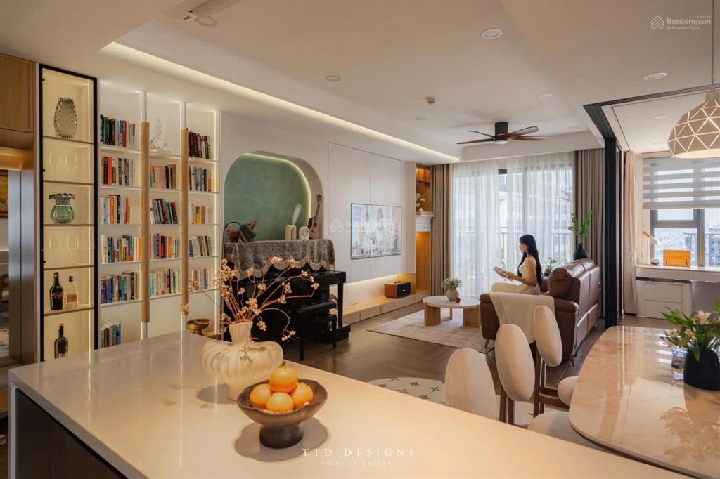 (giá cực tốt) chỉ 5,7 tỷ sở hữu căn hoa hậu 3pn2vs 82m2 n01d17 duy tân  dịch vong  trần thái tông