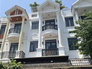 Chính chủ bán nhà khu đồng bộ kdc centana đường trường lưu p long trường tp thủ đức.