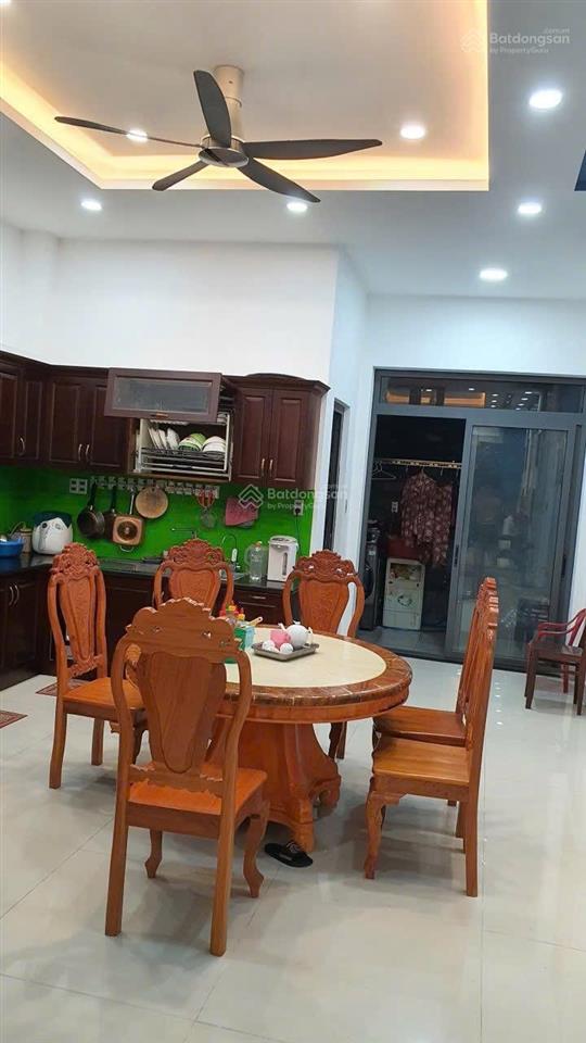 Chính chủ gửi bán nhà phố 100m2 kdc centana đpt q9 tphcm