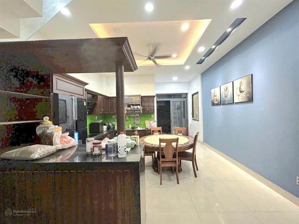 Chủ cần bán nhanh căn nhà hoàn thiện nằm trong kdc centana điền phúc thành q9