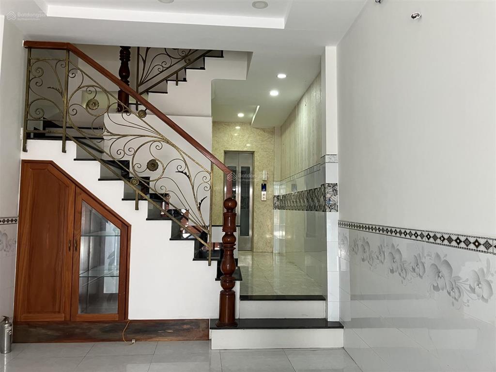 Cho thuê nhà đẹp, hxh, gần etown, quận tân bình, giao thông thuận tiện