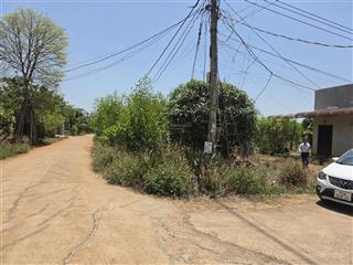 Bán đất 1,4 sào 2 mặt tiền hòa hiệp xuyên mộc 1423m2, có nhà cấp 4, giá 2,1 tỷ