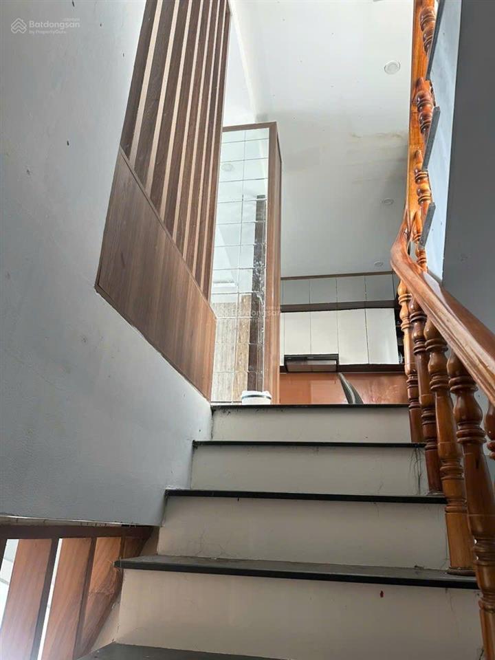 Bán nhà hẻm ô tô lê phụng hiếu tp vũng tàu, 53m2, ngang 7,5m, gara ô tô, 1 trệt 2 lầu, giá 6,2 tỷ