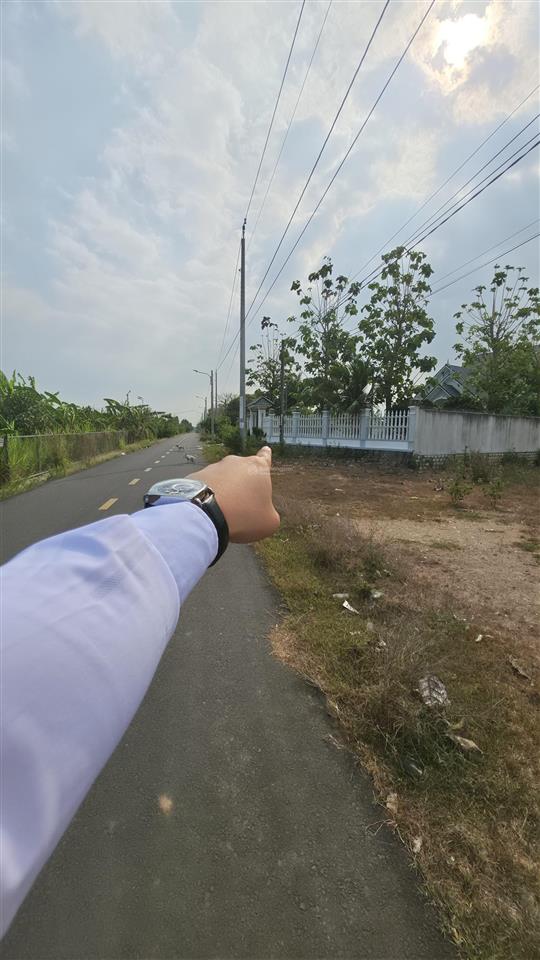 Bán đất mặt tiền nguyễn văn hưng, đất đỏ  lô góc đẹp, tiềm năng đầu tư và khai thác kinh doanh